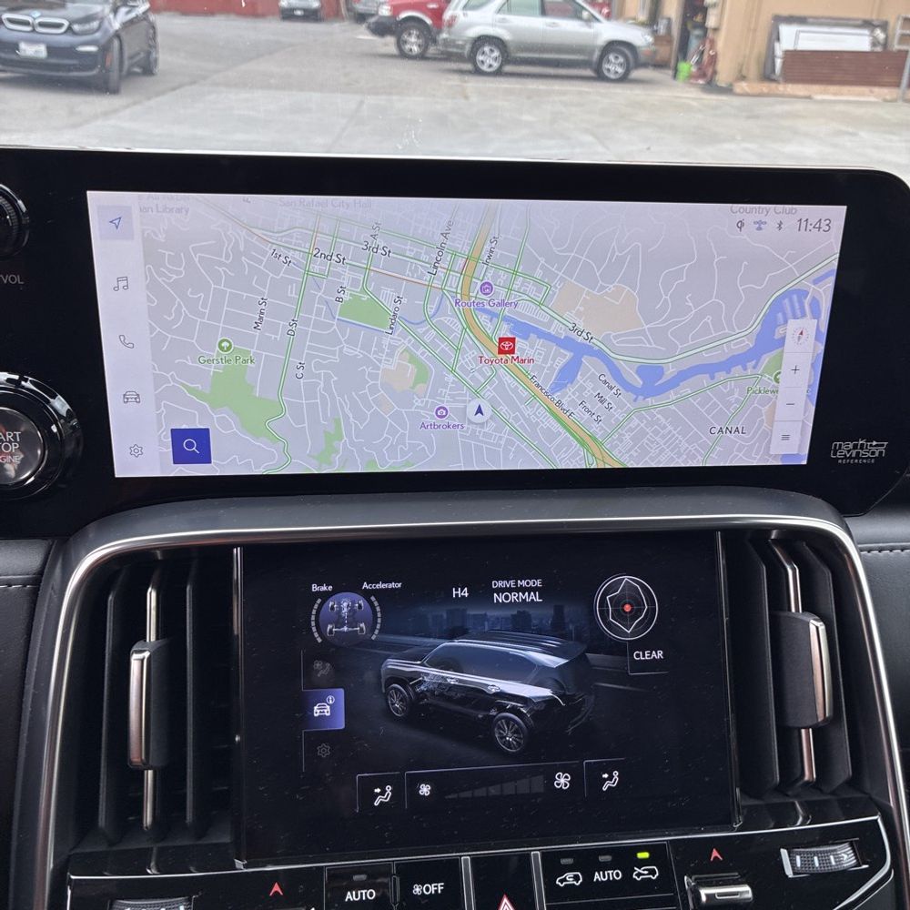 2024 Lexus LX 600 Premium