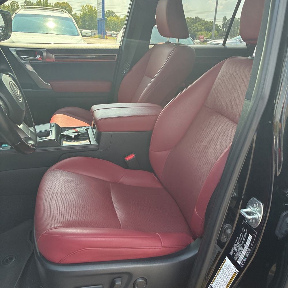 2023 Lexus GX 460 Base