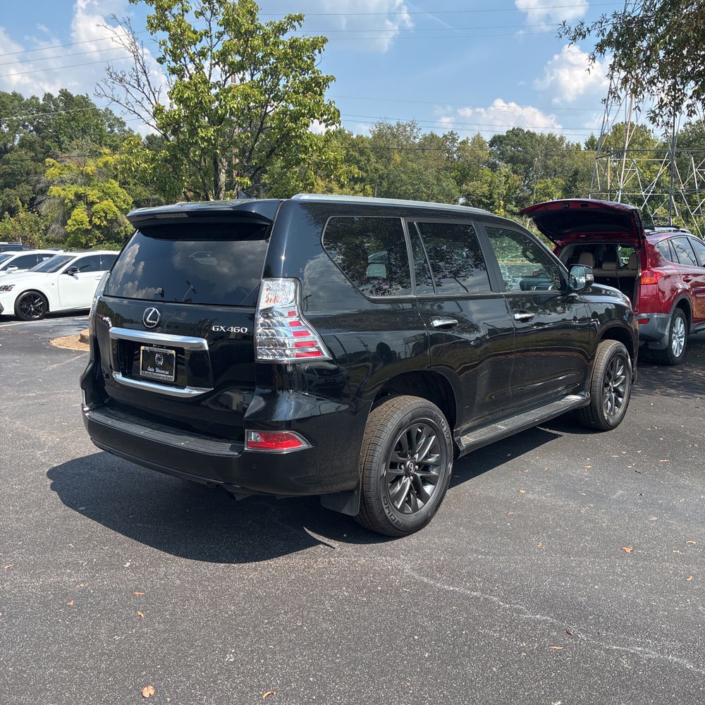 2023 Lexus GX 460 Base