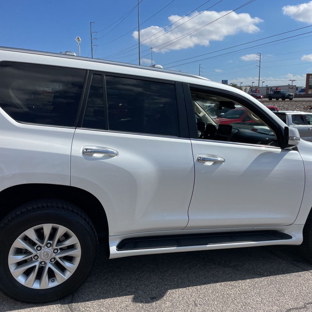 2023 Lexus GX 460 Base