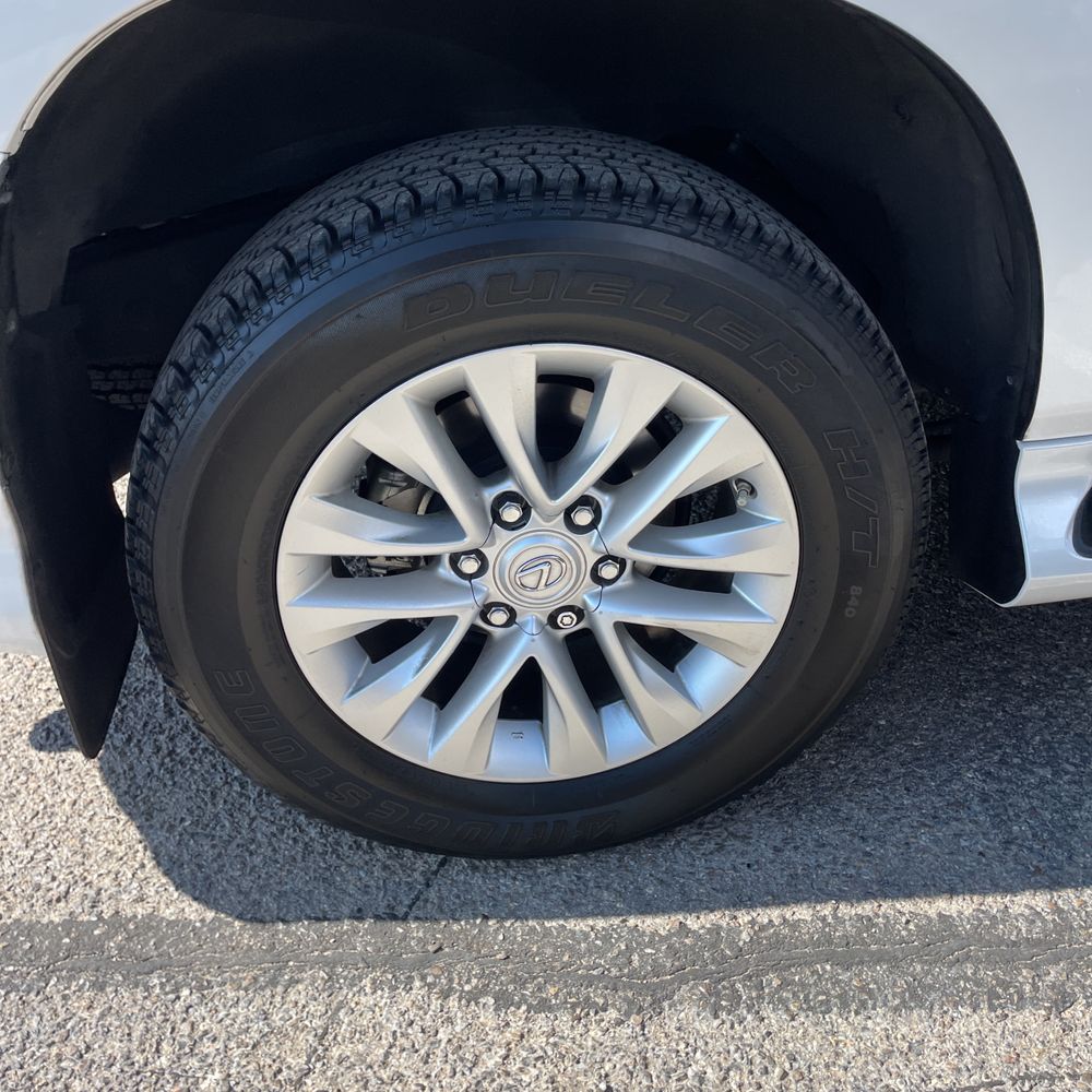 2023 Lexus GX 460 Base