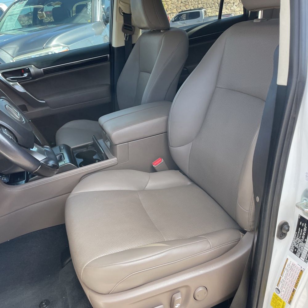 2023 Lexus GX 460 Base