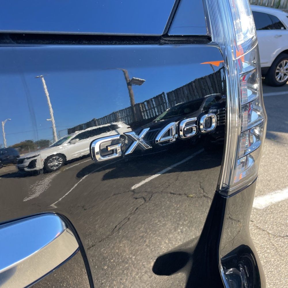2023 Lexus GX 460 Base