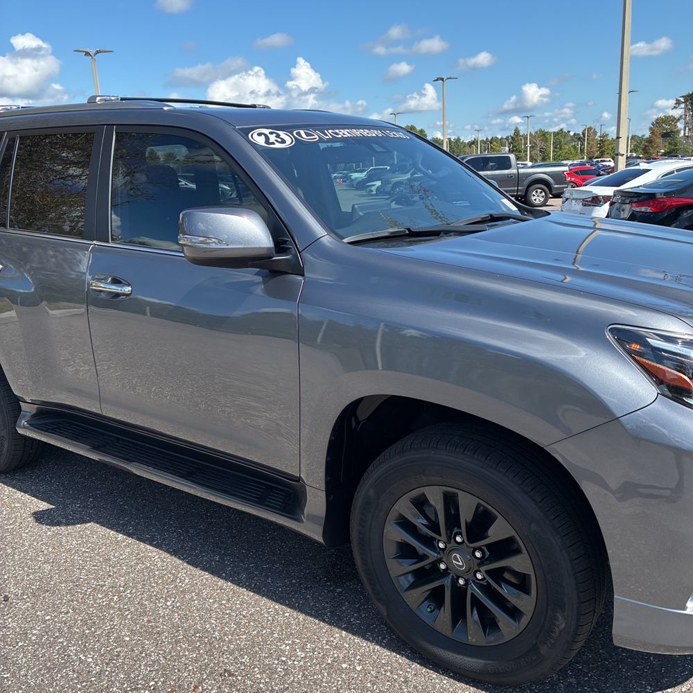 2023 Lexus GX 460 Base