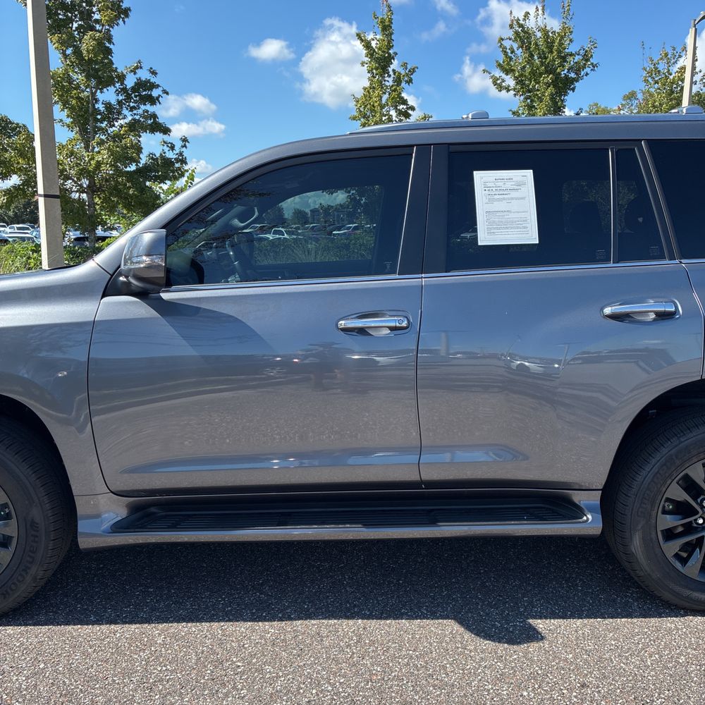 2023 Lexus GX 460 Base