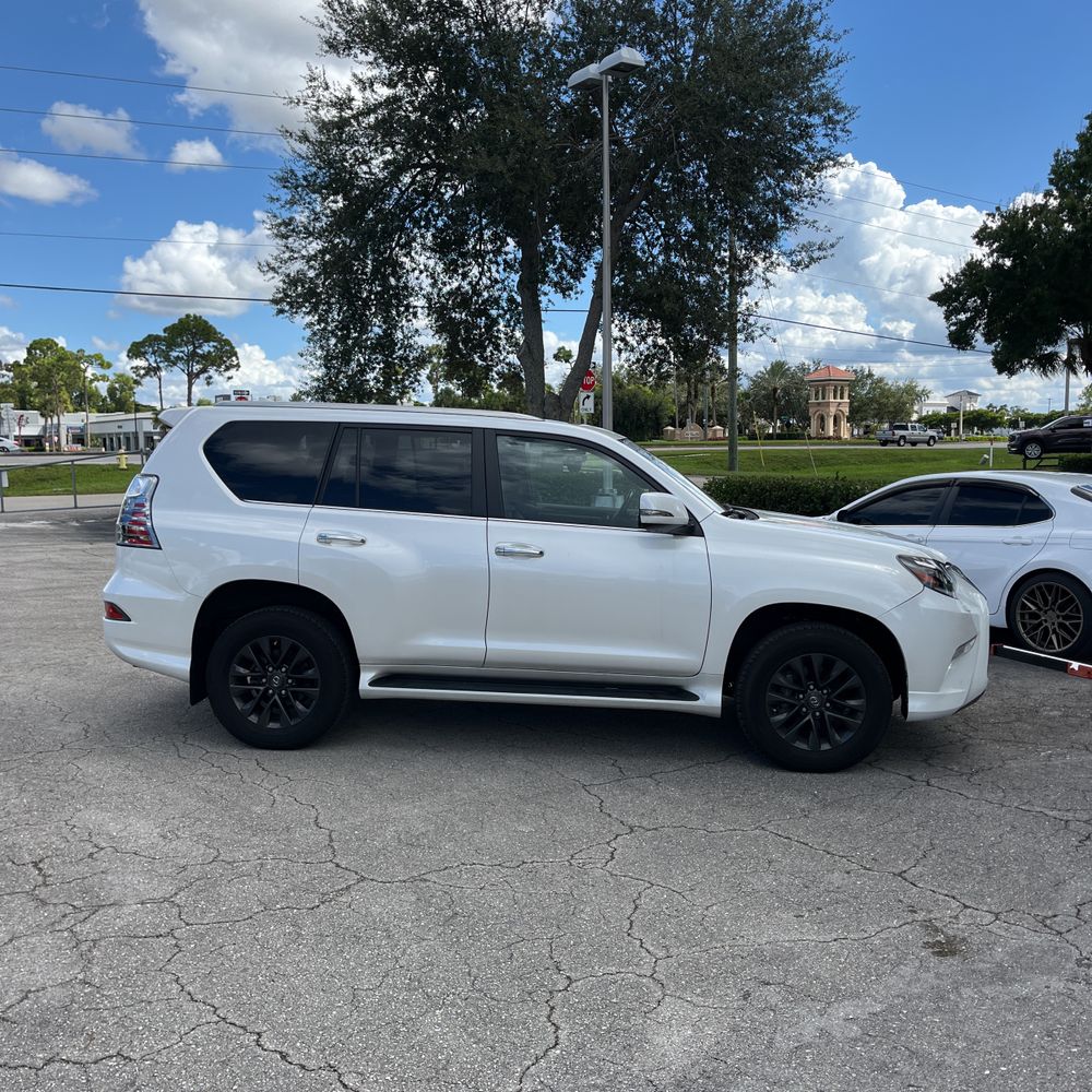 2023 Lexus GX 460 Base