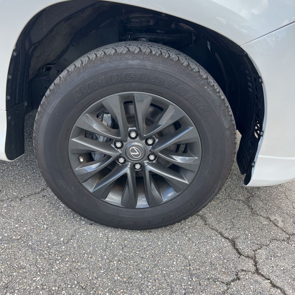 2023 Lexus GX 460 Base
