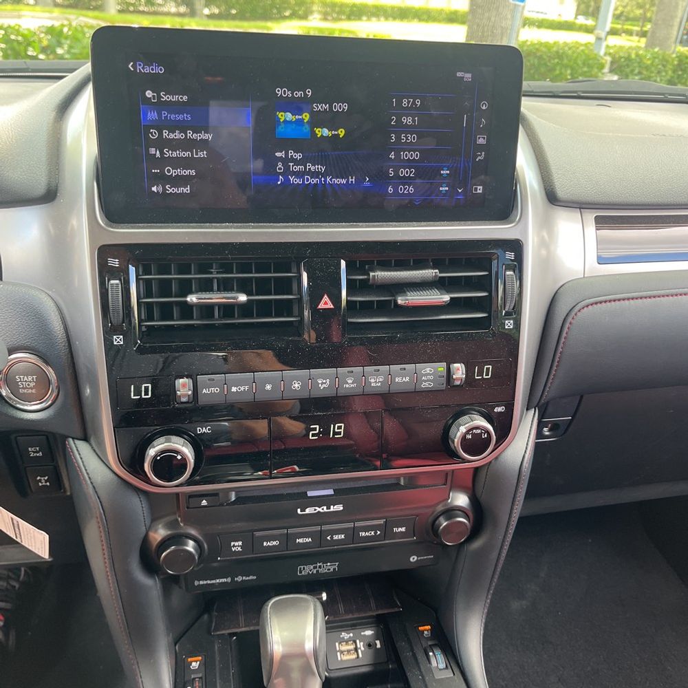 2023 Lexus GX 460 Base