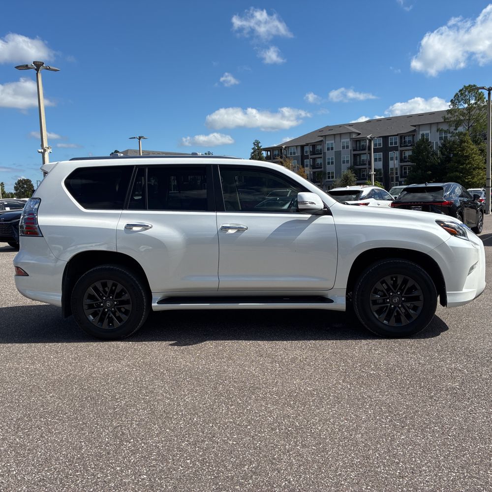 2023 Lexus GX 460 Base