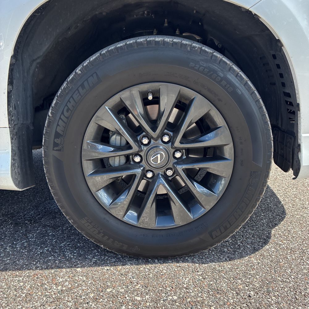 2023 Lexus GX 460 Base