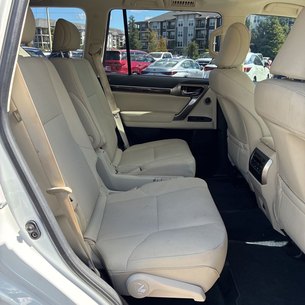 2023 Lexus GX 460 Base
