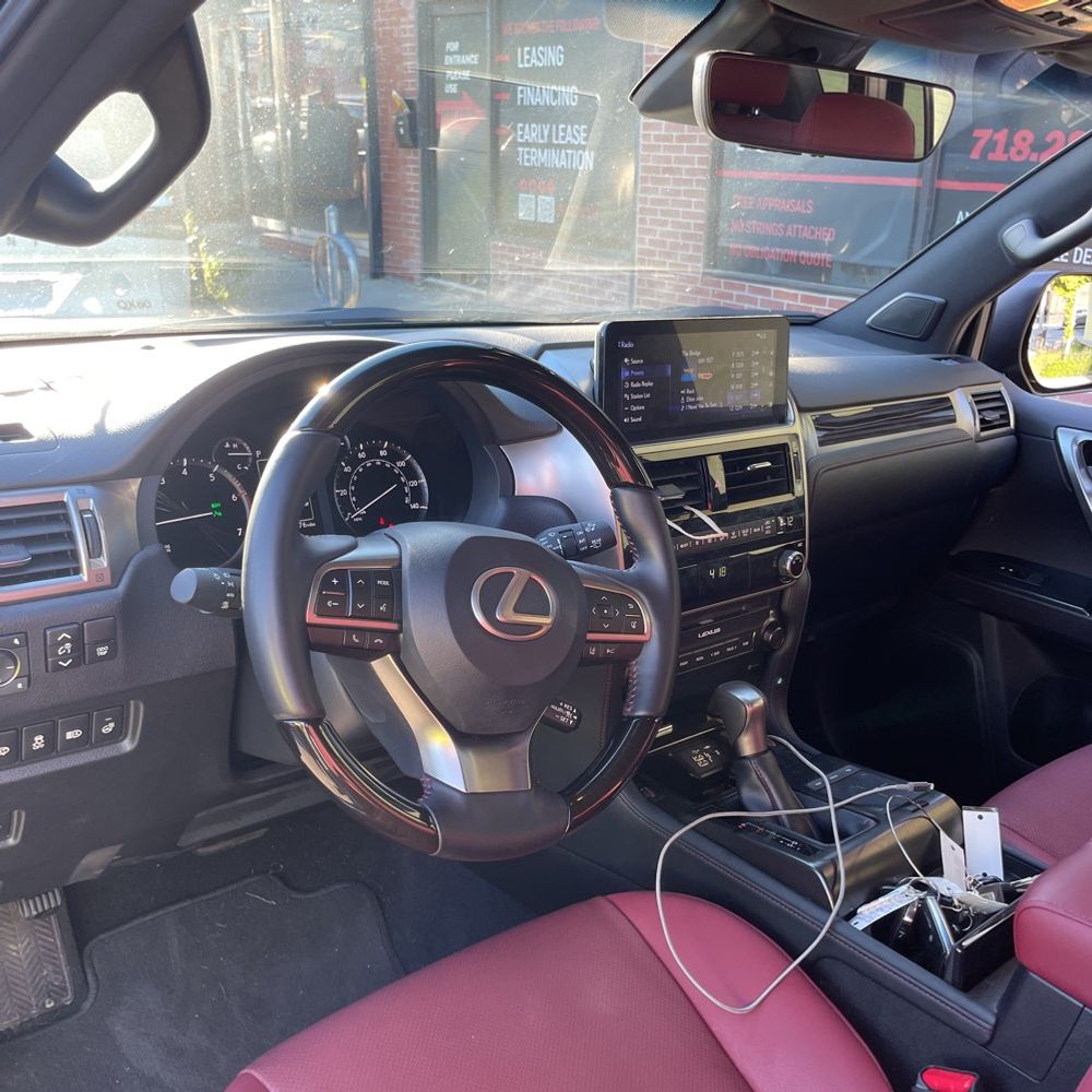 2023 Lexus GX 460 Base
