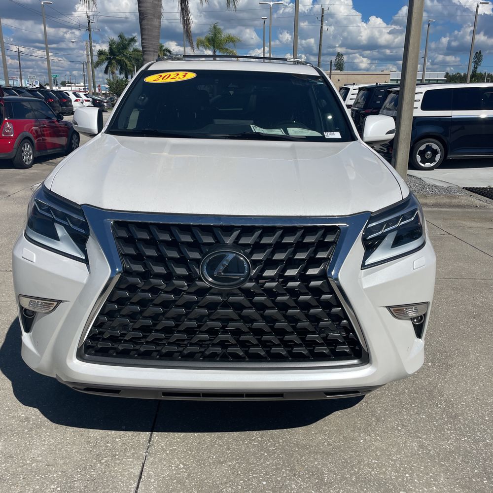 2023 Lexus GX 460 Base