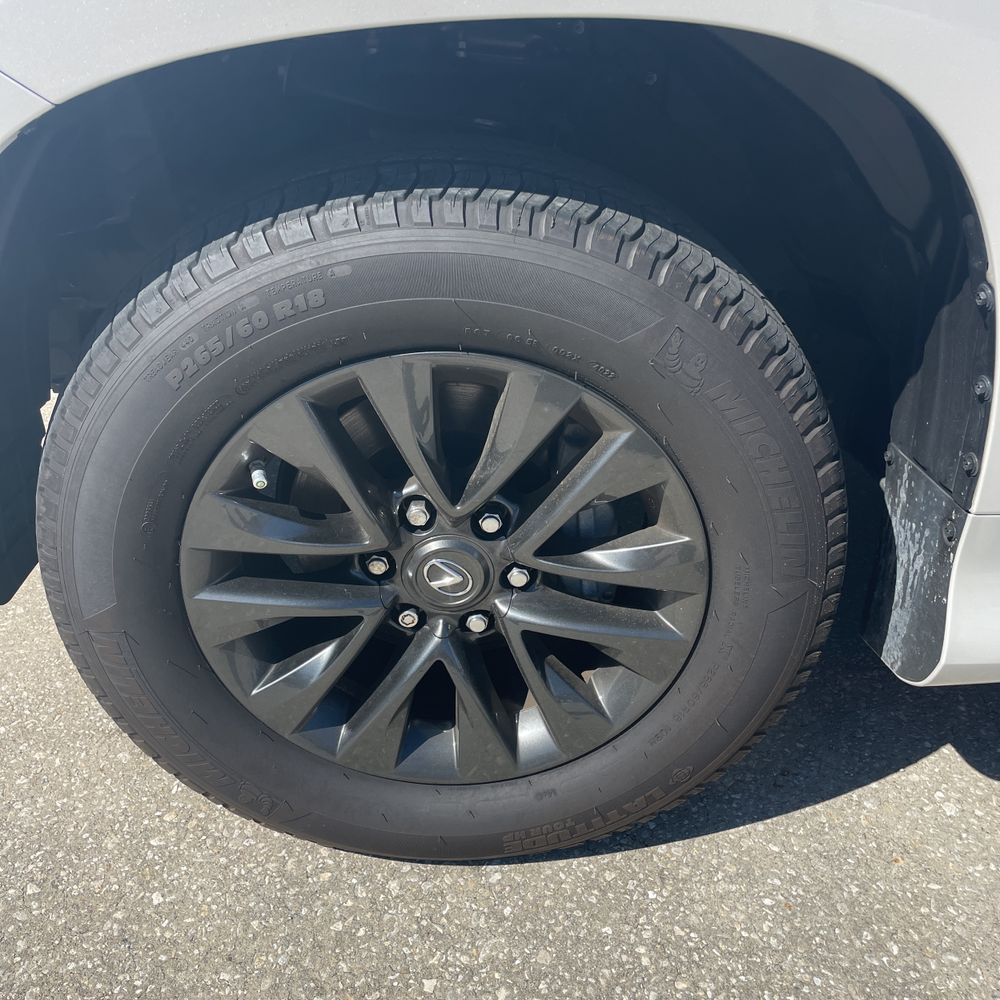2023 Lexus GX 460 Base