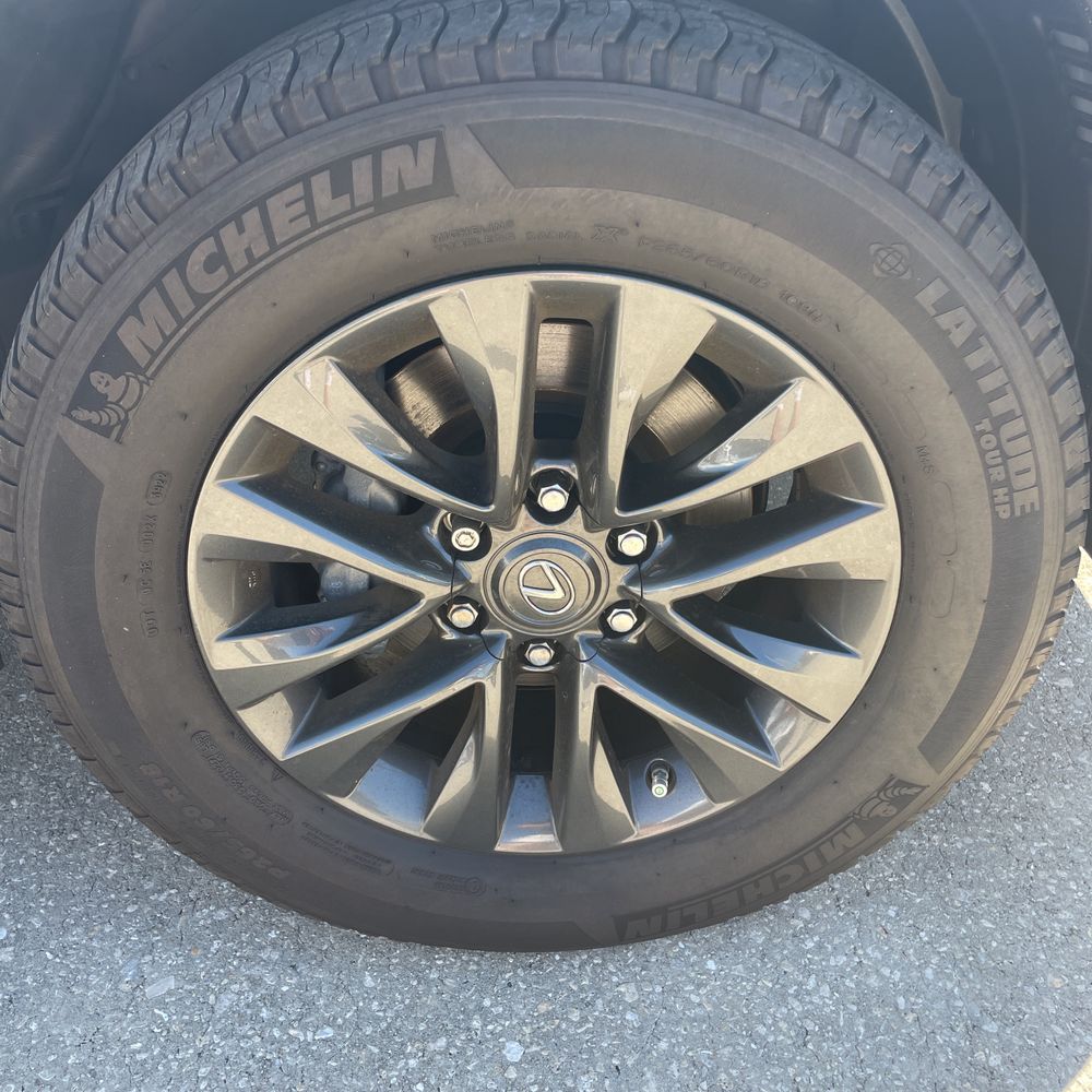2023 Lexus GX 460 Base