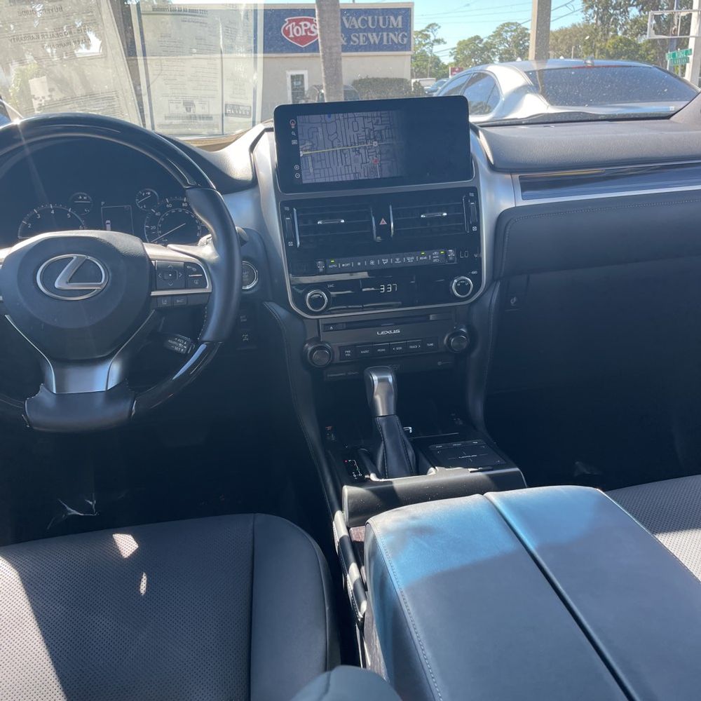 2023 Lexus GX 460 Base