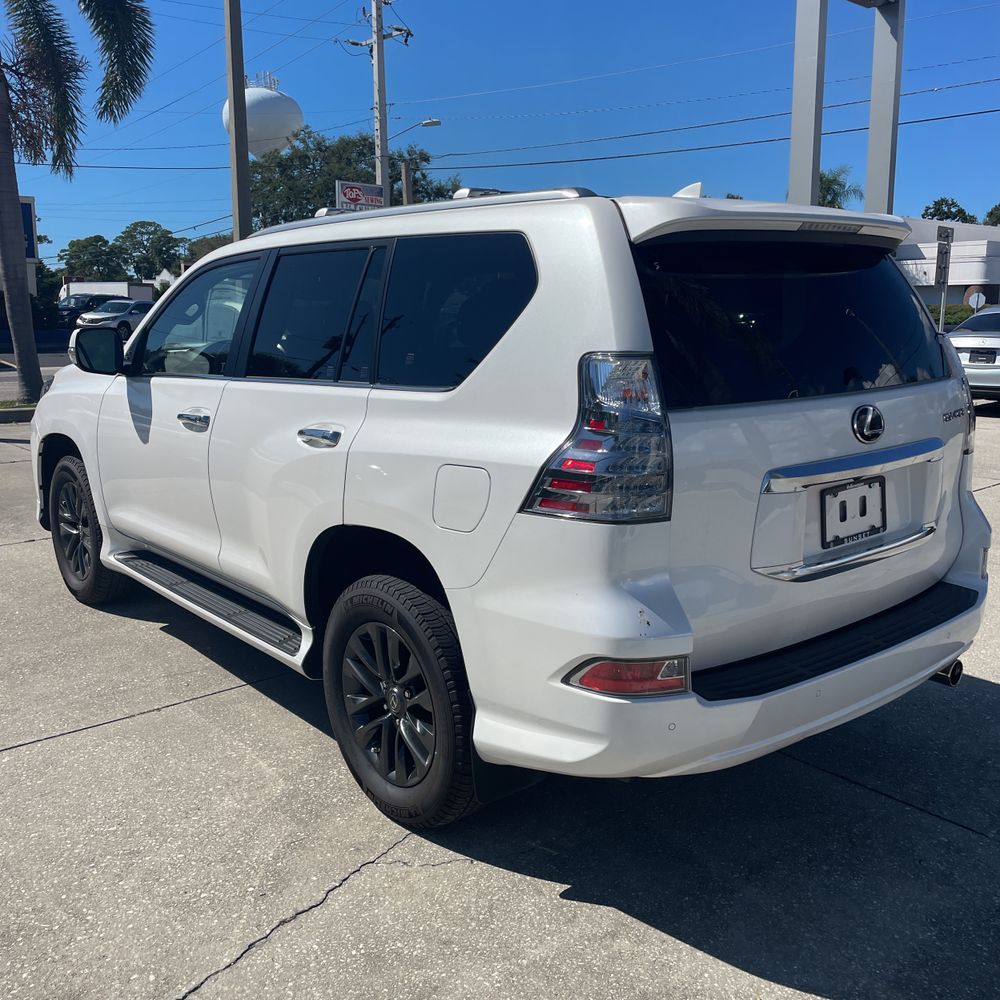 2023 Lexus GX 460 Base