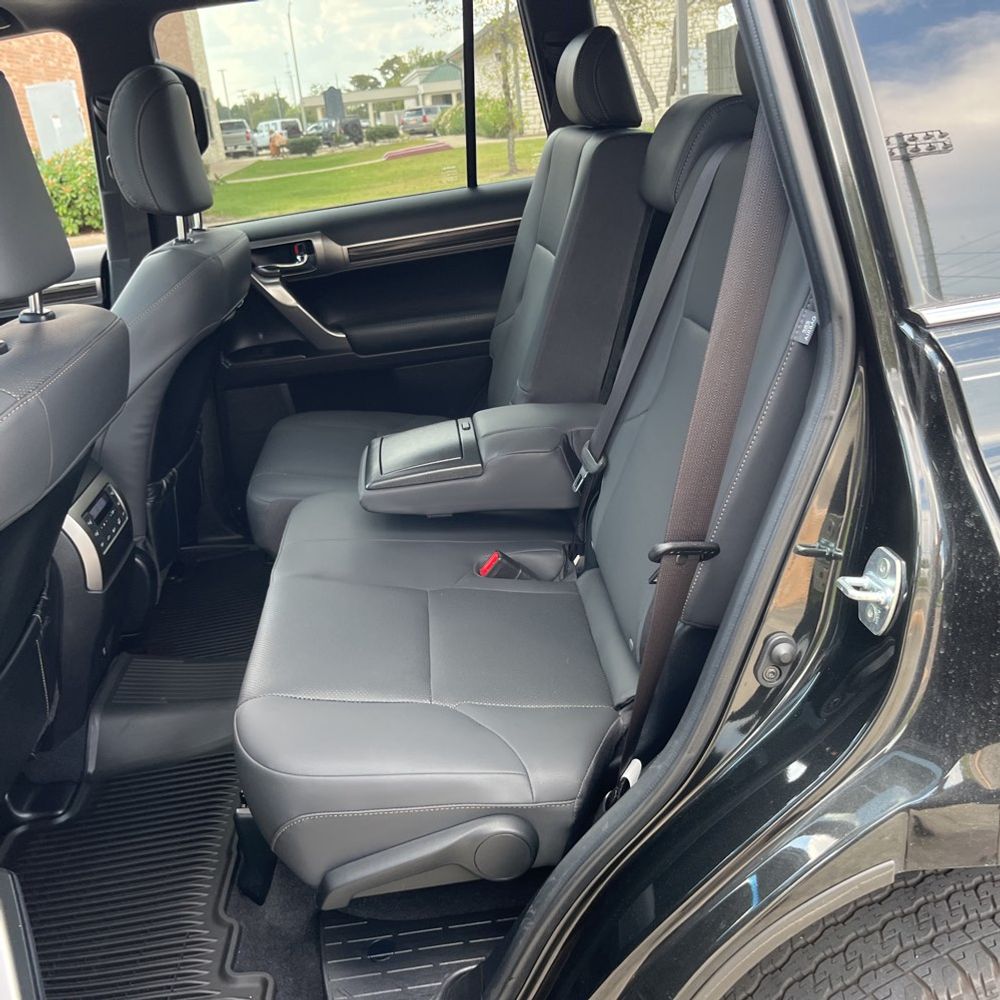 2023 Lexus GX 460 Base
