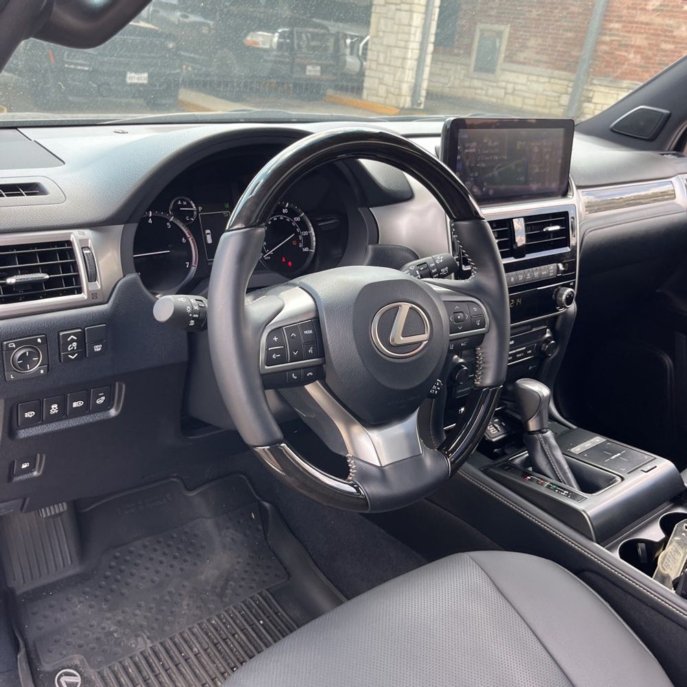 2023 Lexus GX 460 Base