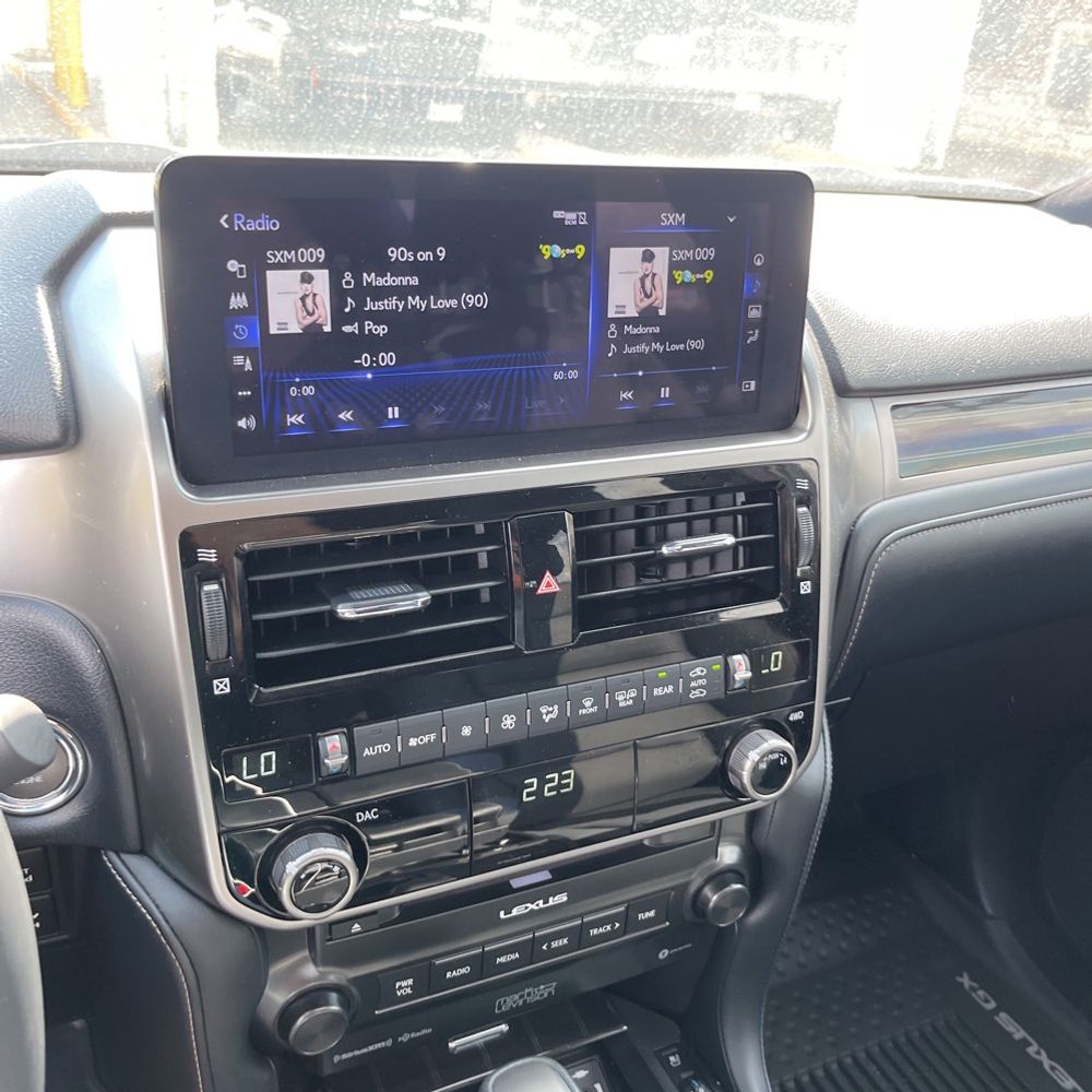 2023 Lexus GX 460 Base