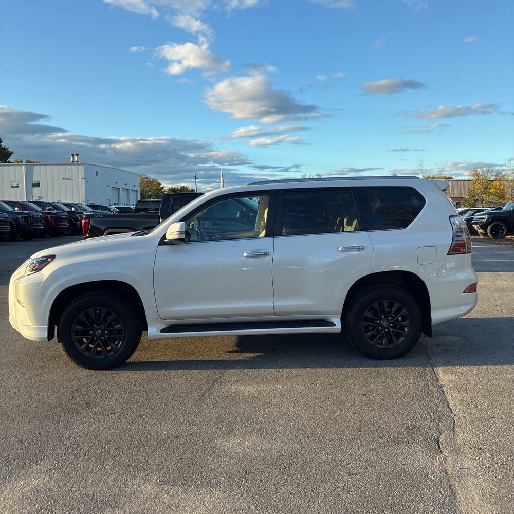 2022 Lexus GX 460 Base