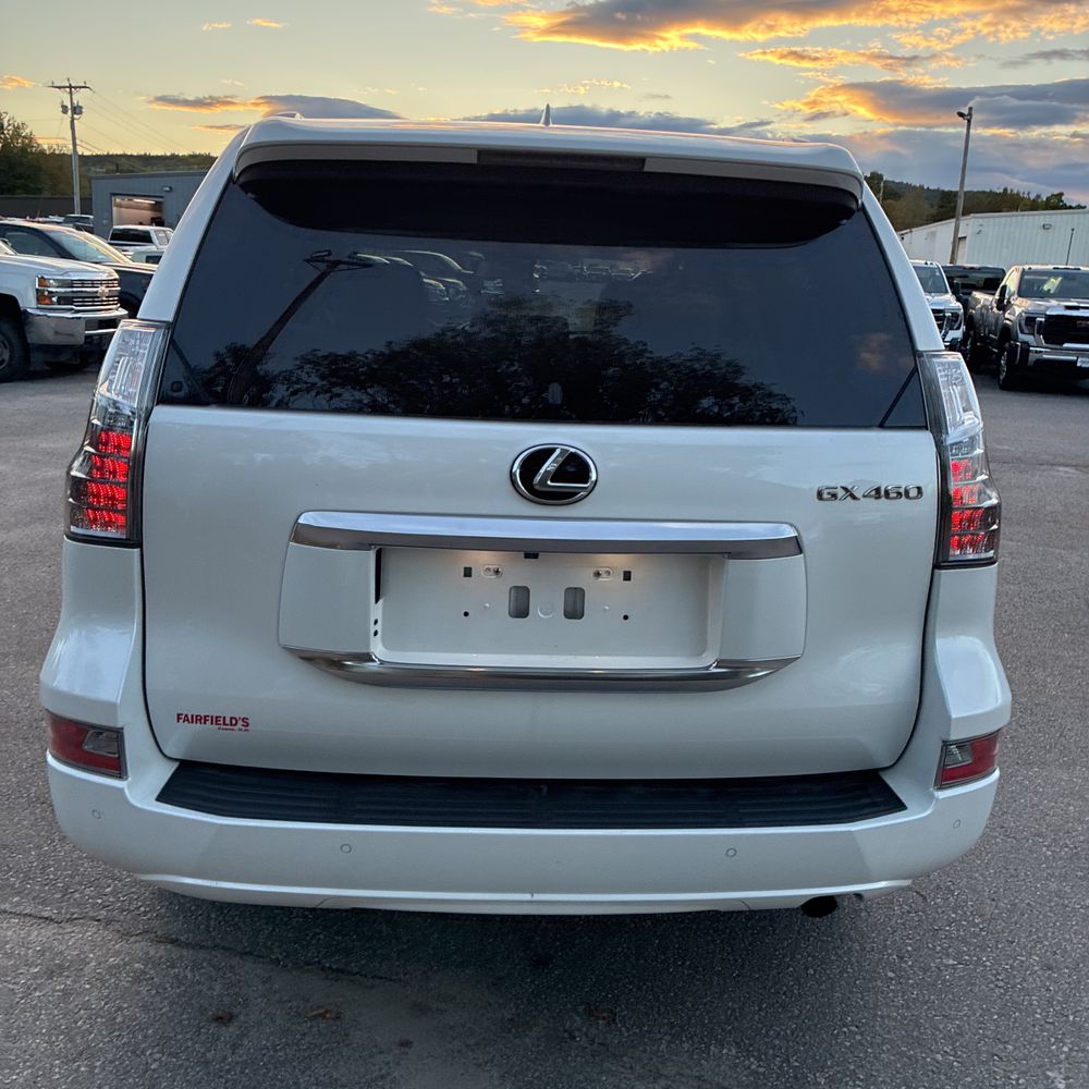2022 Lexus GX 460 Base