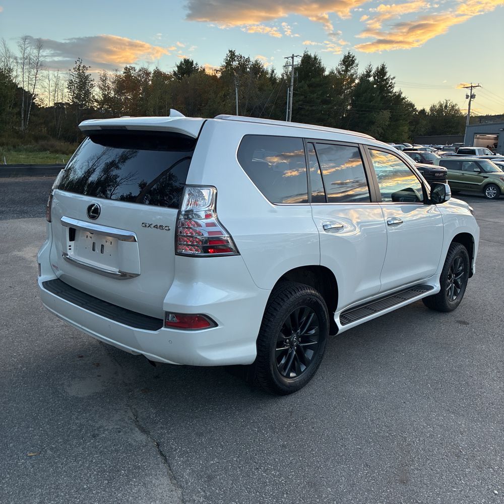 2022 Lexus GX 460 Base