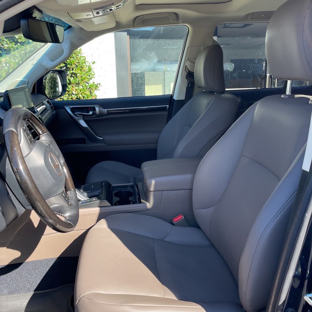 2023 Lexus GX 460 Base