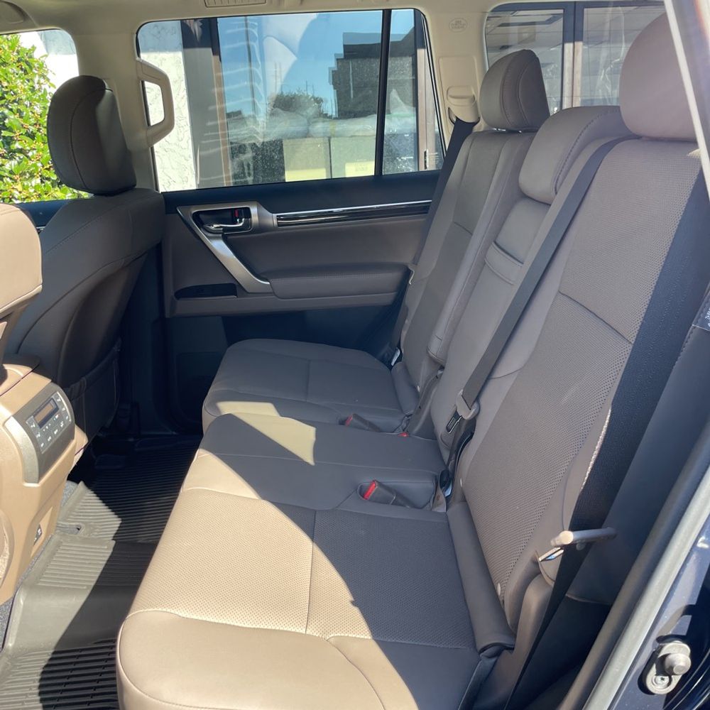 2023 Lexus GX 460 Base