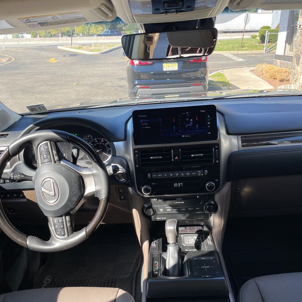 2023 Lexus GX 460 Base