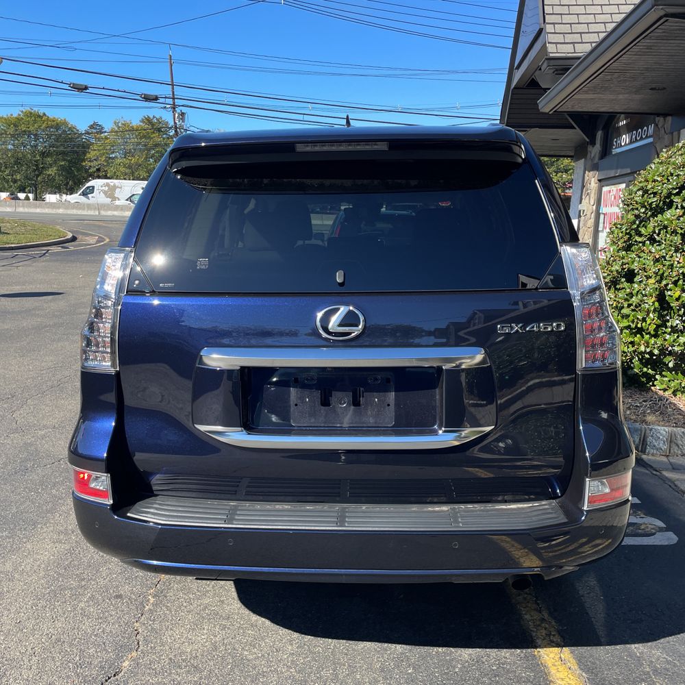 2023 Lexus GX 460 Base