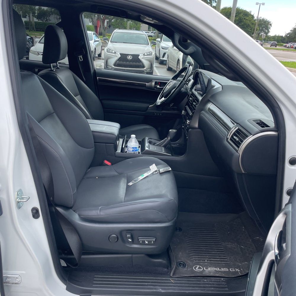 2022 Lexus GX 460 Base
