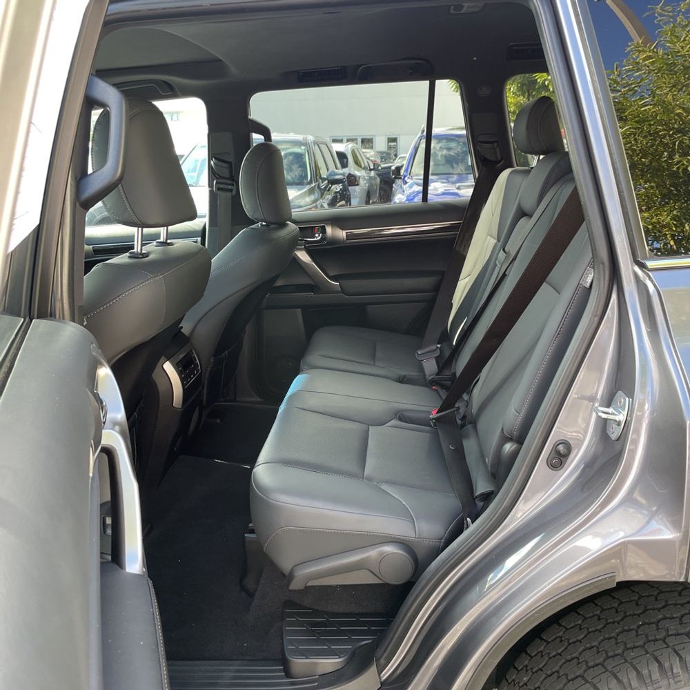 2023 Lexus GX 460 Base