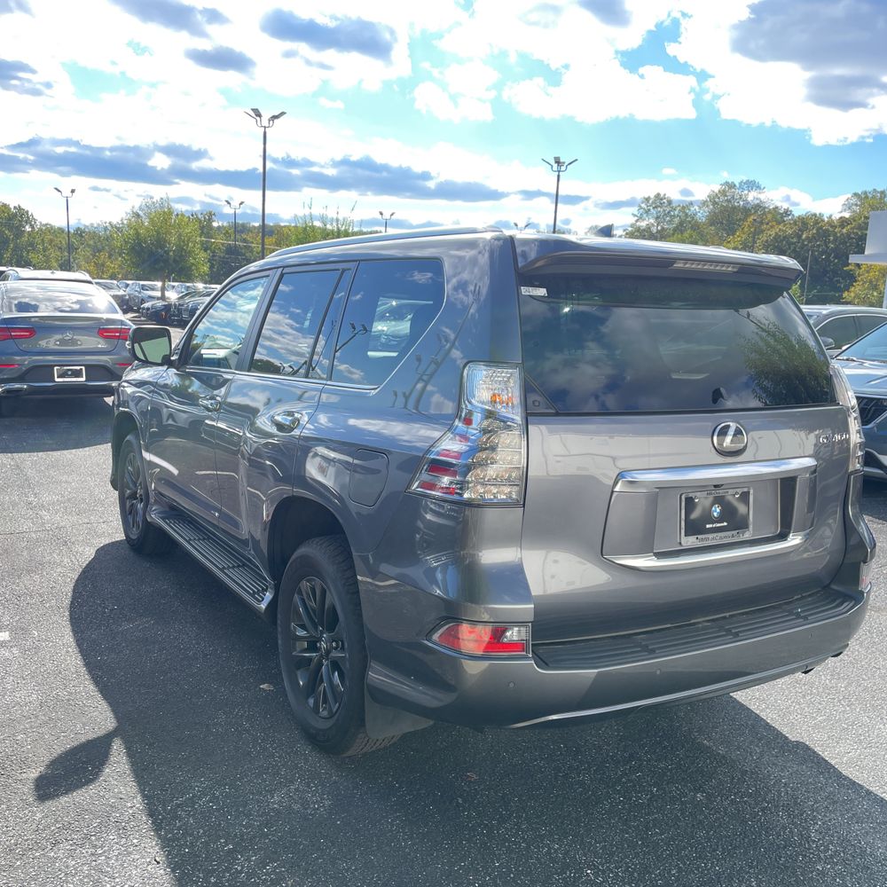 2023 Lexus GX 460 Base