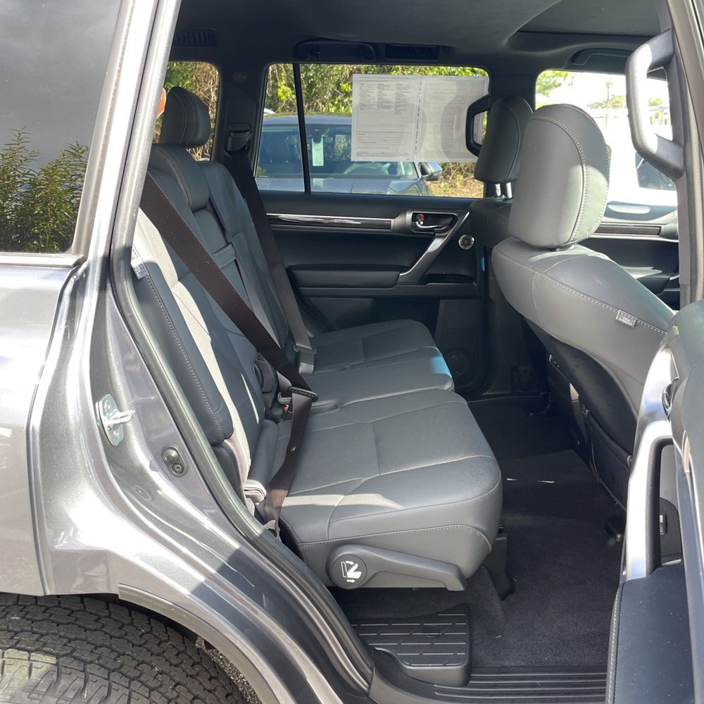 2023 Lexus GX 460 Base