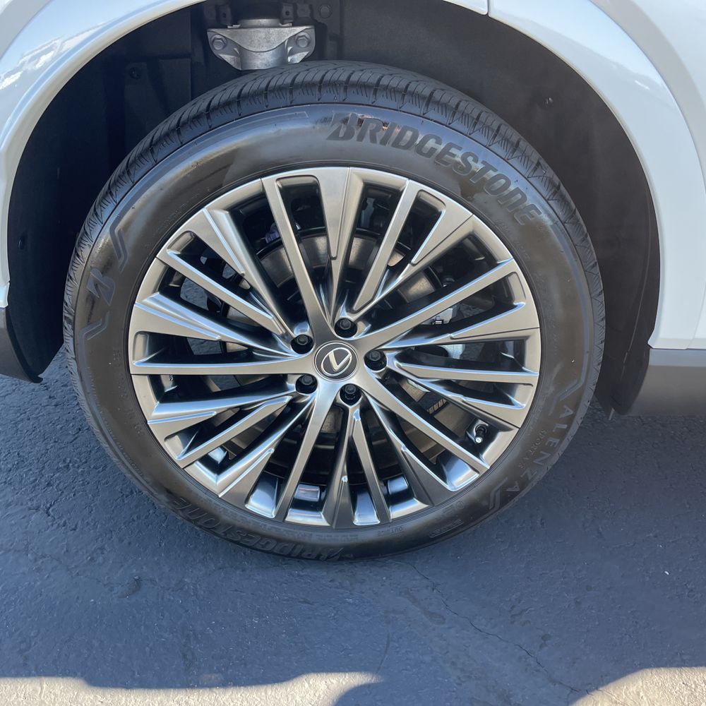 2025 Lexus RX 450h+ Luxury