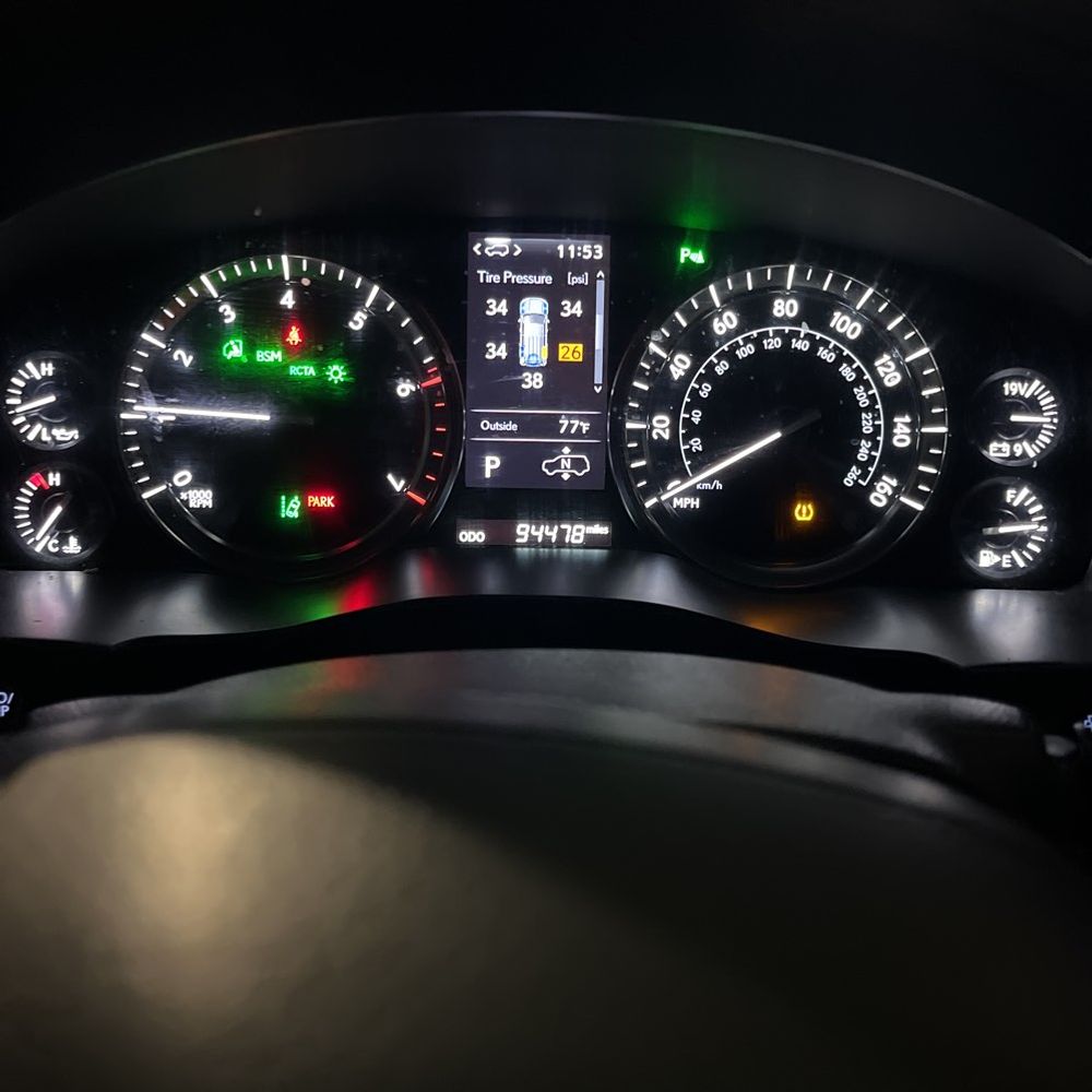 2020 Lexus LX 570 Three-Row