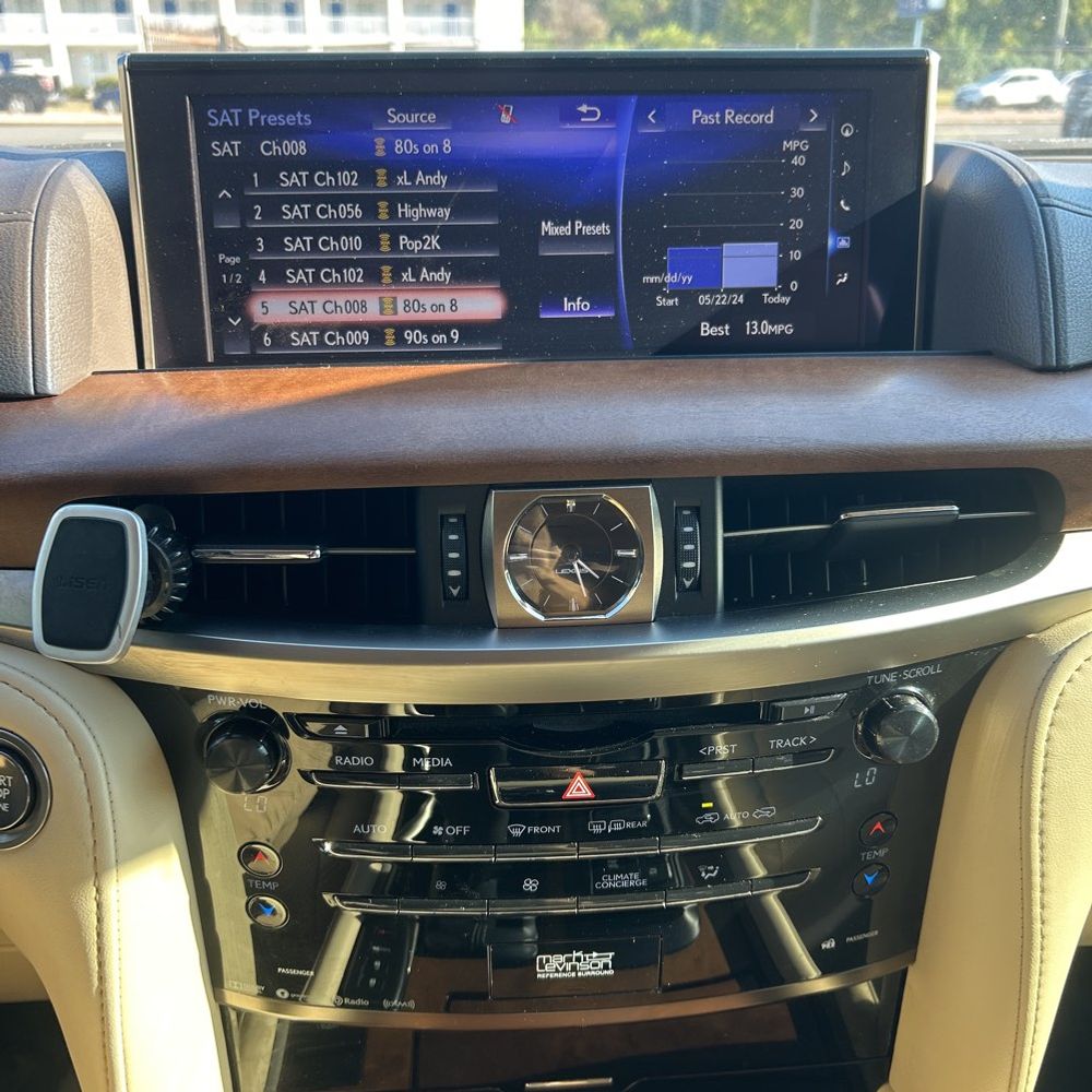 2021 Lexus LX 570 Three-Row