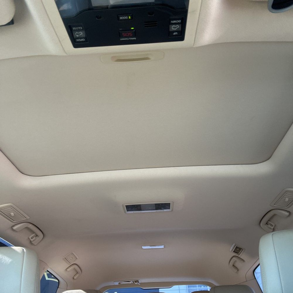 2021 Lexus LX 570 Three-Row