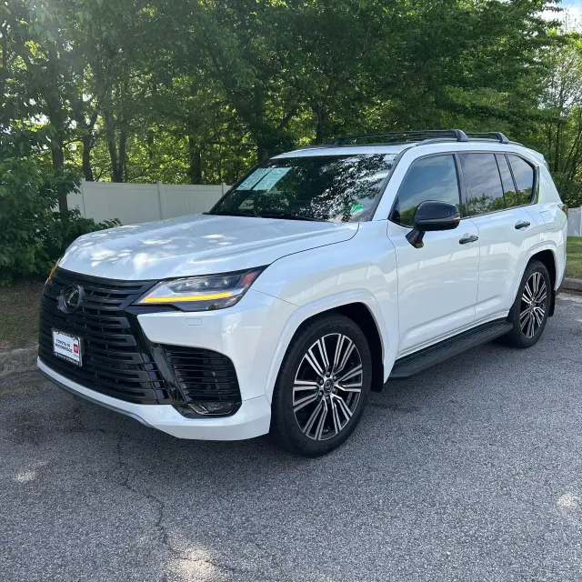 2023 Lexus LX 600 Luxury