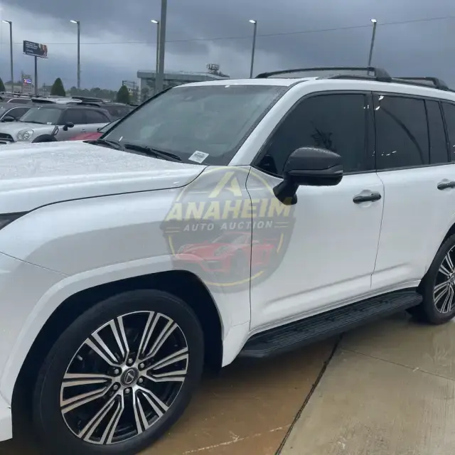 2022 Lexus LX 600 Luxury