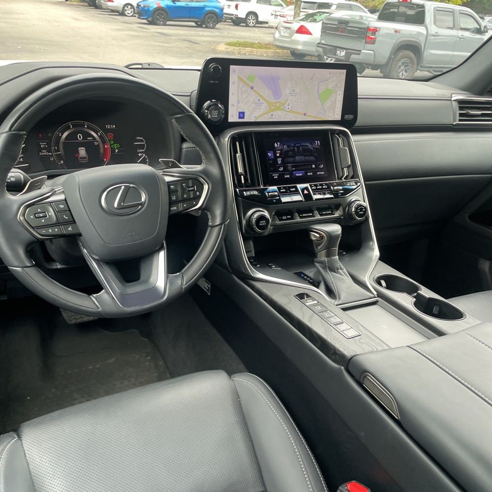 2024 Lexus LX 600 Luxury