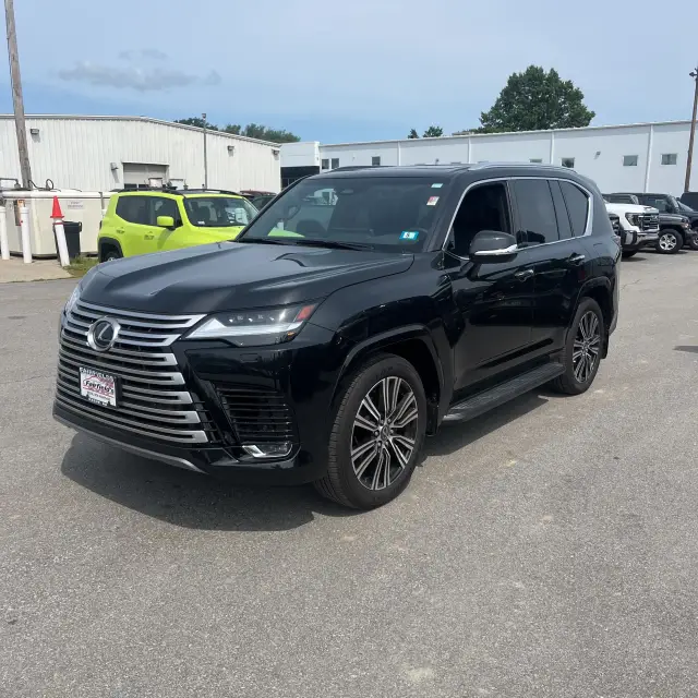 2025 Lexus LX 600 Luxury
