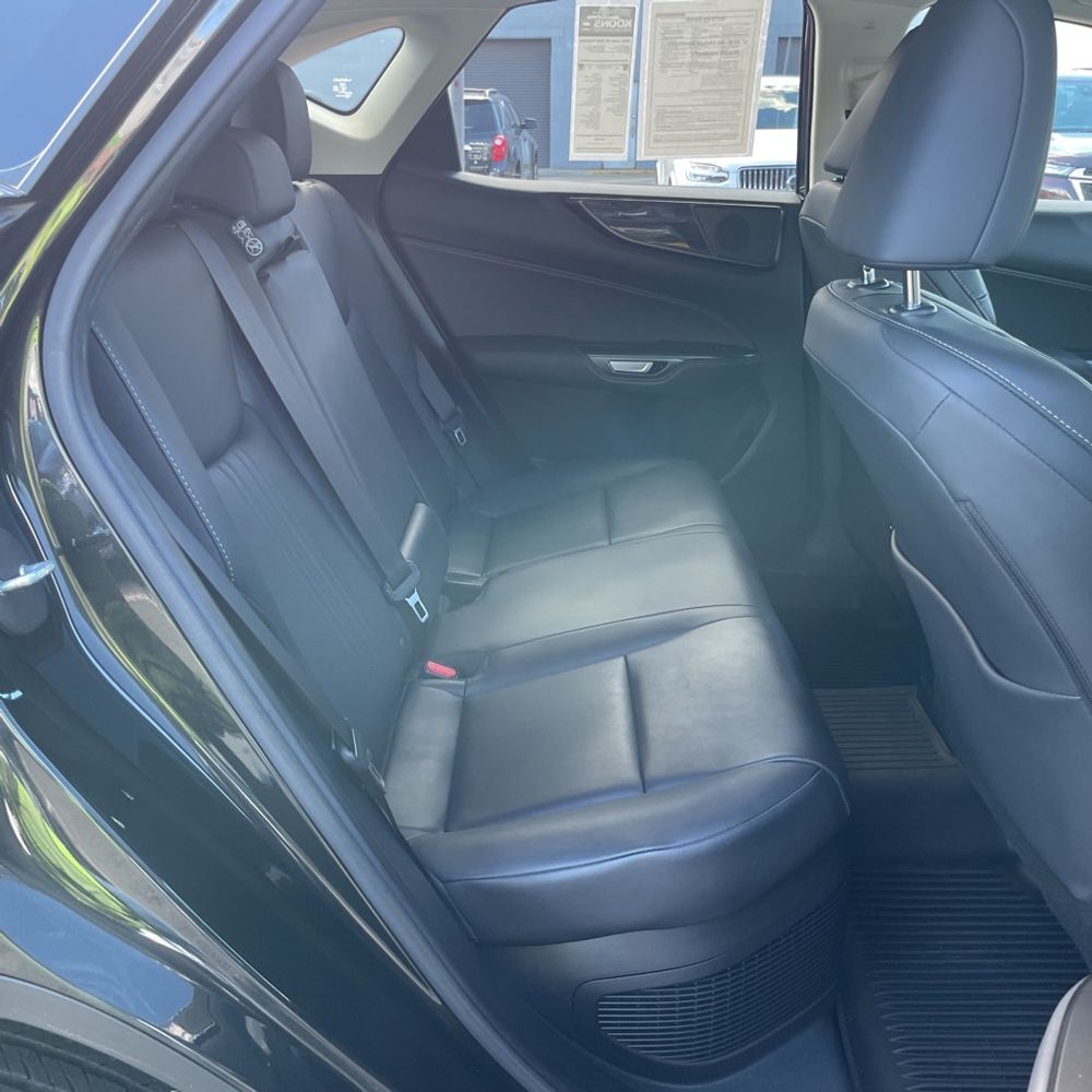 2024 Lexus NX 350h Premium