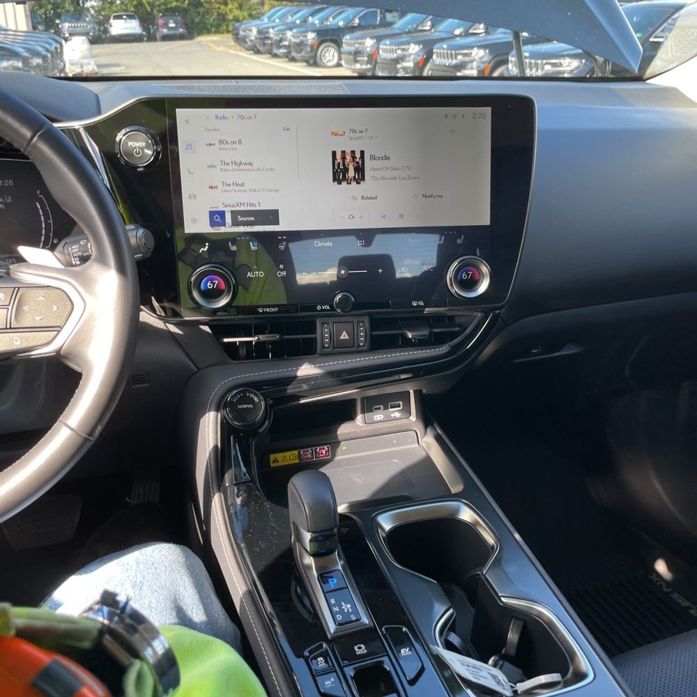 2024 Lexus NX 350h Premium