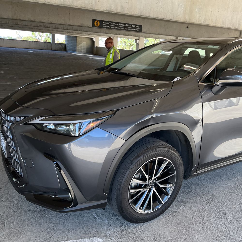2023 Lexus NX 350h Premium