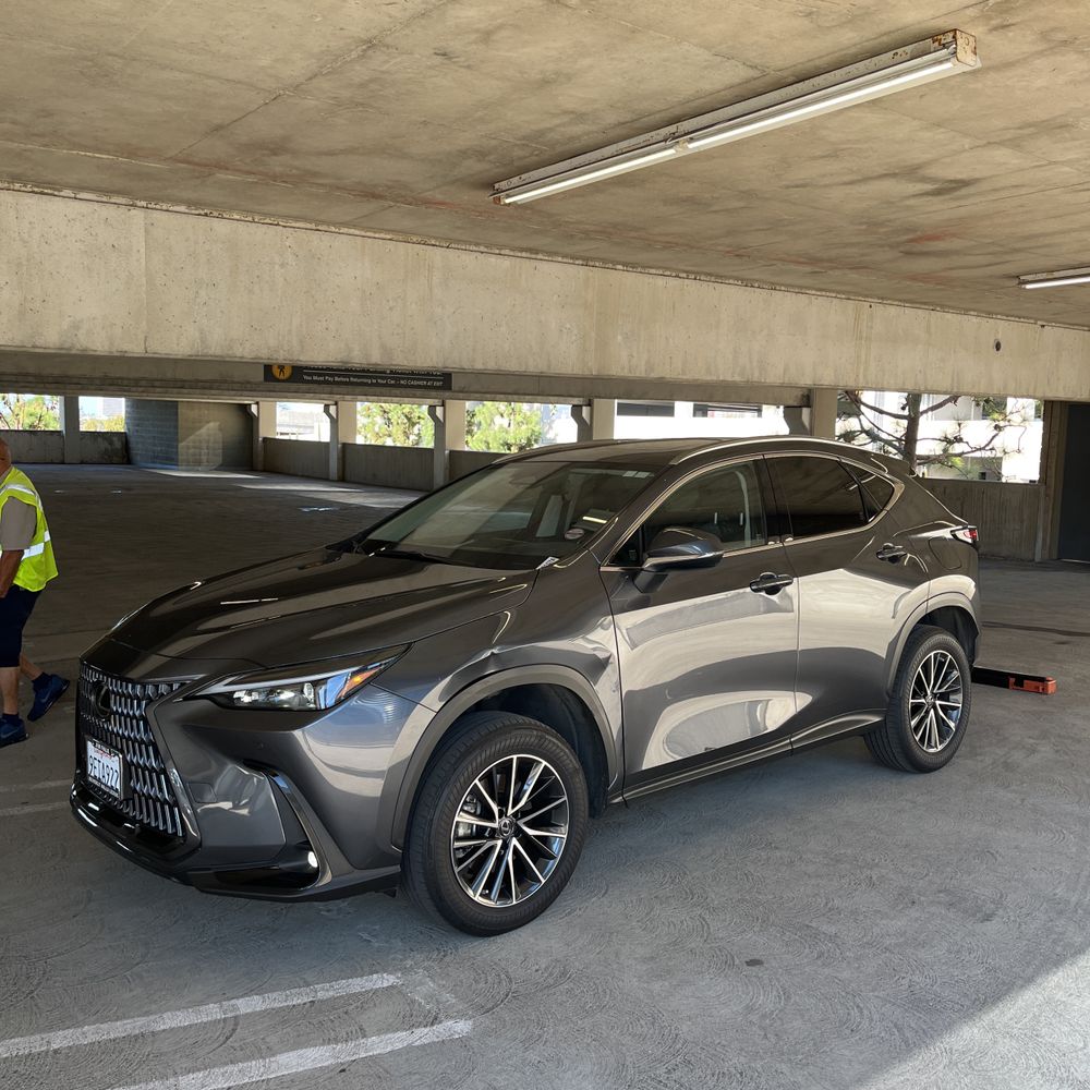 2023 Lexus NX 350h Premium