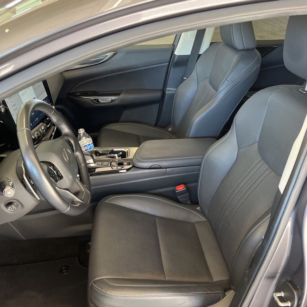2023 Lexus NX 350h Premium