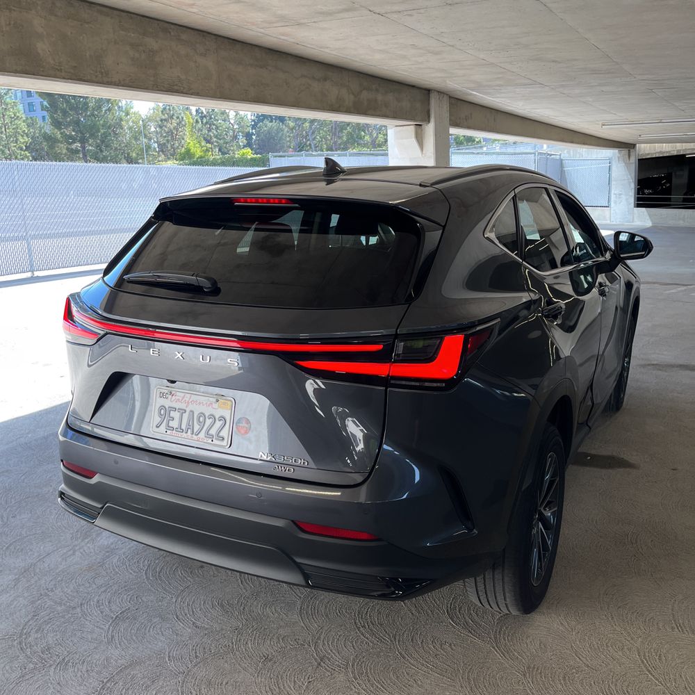 2023 Lexus NX 350h Premium
