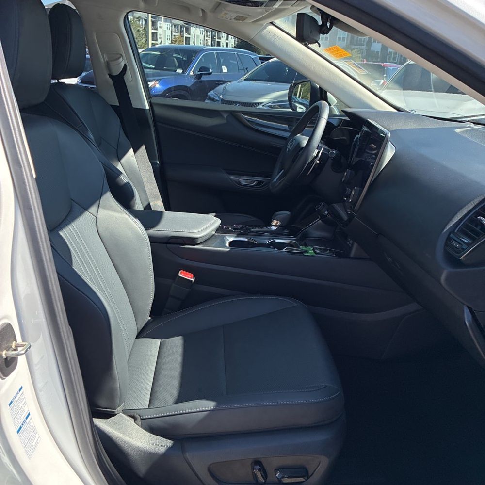 2024 Lexus NX 350h Premium
